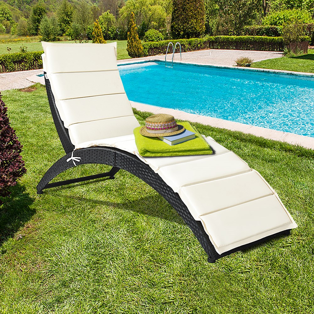 Folding Patio Rattan Lounge Chair